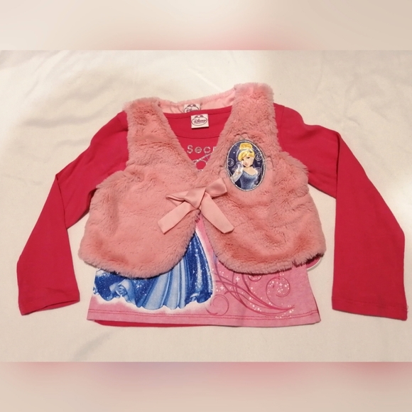 🔥SALE🔥 Disney Princess Girl's Cinderella 3 Pc Outfit NWT Sizes (2T), (3T) & 4T - Picture 3 of 12
